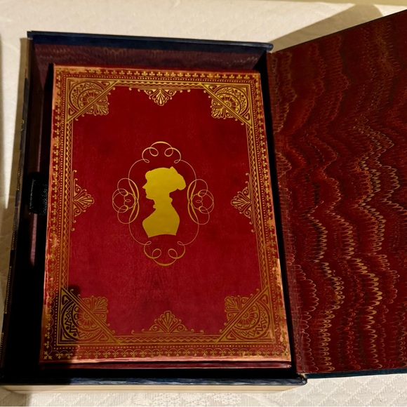 Punch Studio Nested Box Book Set - Picture 8 of 9